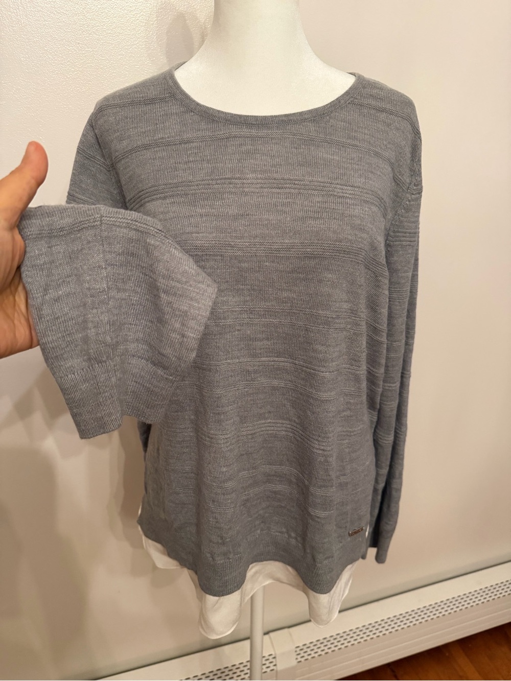 Calvin Klein Women's Size L Gray 2-in-1 Layered-Look Sweater & Shirt Hem - Picture 13 of 15